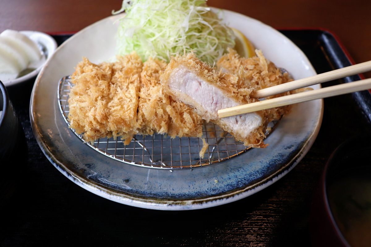 おでかけランチvol 102 玖珠町 とんかつ一筋 の店主が作る こだわりの一品を味わう ドリップまとめ Oita Drip オオイタドリップ 大分県下最大級の総合情報サイト